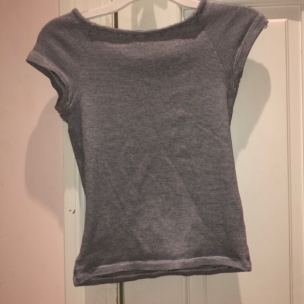 Tee shirt